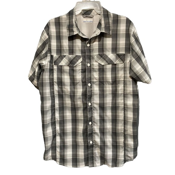 Columbia Men's Button Up Short Sleeve Shirt Gray Plaid Size Medium - Picture 1 of 6